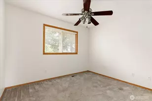 594 SW Regency Dr, Oak Harbor, WA 98277 - Photo 27