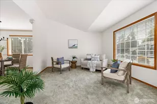 594 SW Regency Dr, Oak Harbor, WA 98277 - Photo 5
