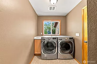 24117 SE 440th Street, Enumclaw, WA 98022 - Photo 17