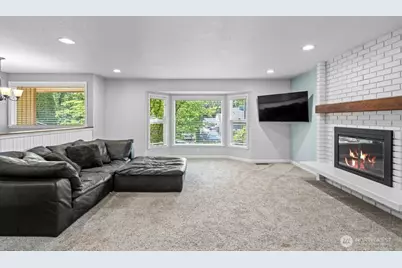 10429 34th Drive SE, Everett, WA 98208 - Photo 9