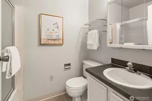 9916 NE 116th St, Kirkland, WA 98034 - Photo 23