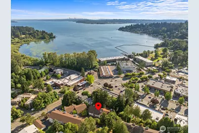 9916 NE 116th Street #202, Kirkland, WA 98034 - Photo 1