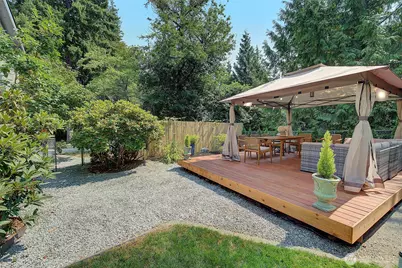 2527 200th Avenue SE, Sammamish, WA 98075 - Photo 25