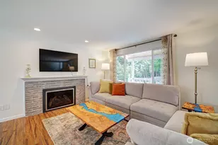 2527 200th Ave SE, Sammamish, WA 98075 - Photo 5