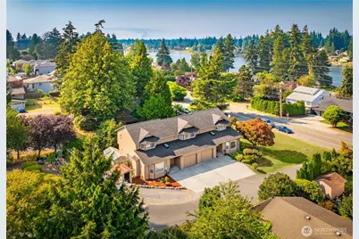 3618 Shelby Road, Lynnwood, WA 98087 - Photo 3