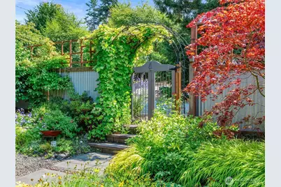 704 V Street, Port Townsend, WA 98368 - Photo 3