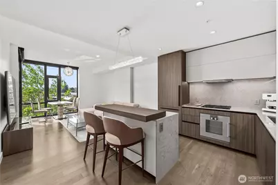 889 Avenue Square NE #302, Bellevue, WA 98004 - Photo 5