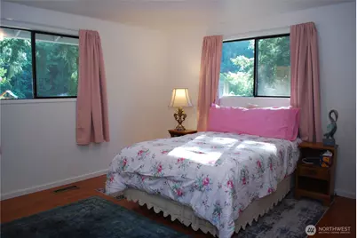 18016 S Tapps Drive E, Lake Tapps, WA 98391 - Photo 11
