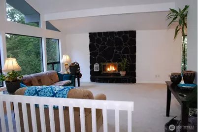 18016 S Tapps Drive E, Lake Tapps, WA 98391 - Photo 3
