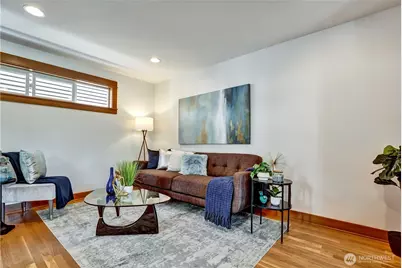 4516 Dayton Avenue N, Seattle, WA 98103 - Photo 7