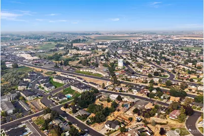 923 S Garden Drive, Moses Lake, WA 98837 - Photo 5