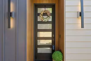 929 N 87th St, Seattle, WA 98103 - Photo 33