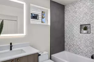 931 N 87th St, Seattle, WA 98103 - Photo 23