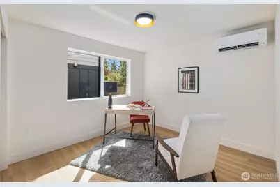 931 N 87th Street, Seattle, WA 98103 - Photo 5