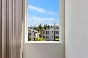 933 N 87th St, Seattle, WA 98103 - Photo 15