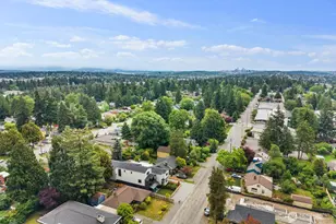 11748 Dayton Ave N, Seattle, WA 98133 - Photo 39