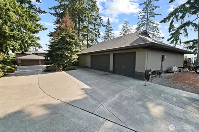 2110 Channel Road E, Lake Tapps, WA 98391 - Photo 33