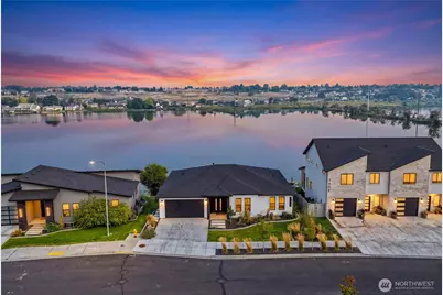 1405 W Lakeside Drive, Moses Lake, WA 98837 - Photo 1