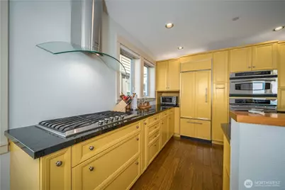 9551 NE South Beach Drive #1A, Bainbridge Island, WA 98110 - Photo 13