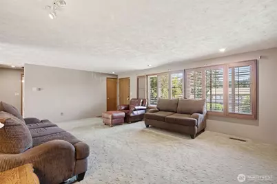 24325 16th Avenue S, Des Moines, WA 98198 - Photo 5