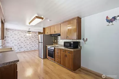 24325 16th Avenue S, Des Moines, WA 98198 - Photo 15