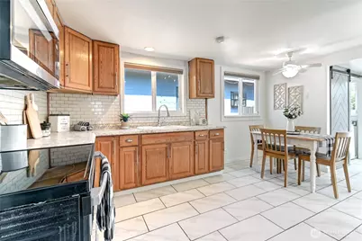 2327 Harrison Avenue, Everett, WA 98201 - Photo 11