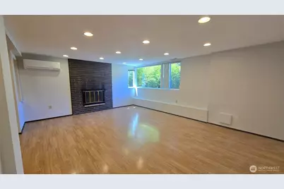 13709 SE 23rd Street #Lower, Bellevue, WA 98005 - Photo 11