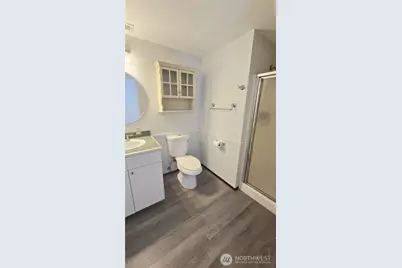 13709 SE 23rd Street #Lower, Bellevue, WA 98005 - Photo 3