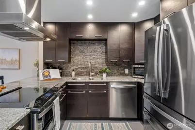 1120 8th Avenue #904, Seattle, WA 98101 - Photo 13