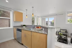 626 4th Ave W, Seattle, WA 98119 - Photo 7