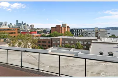 626 4th Avenue W #306, Seattle, WA 98119 - Photo 33