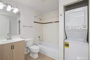 626 4th Ave W, Seattle, WA 98119 - Photo 29