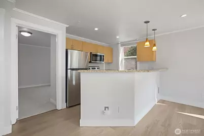 626 4th Avenue W #306, Seattle, WA 98119 - Photo 19