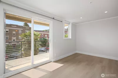 626 4th Avenue W #306, Seattle, WA 98119 - Photo 17