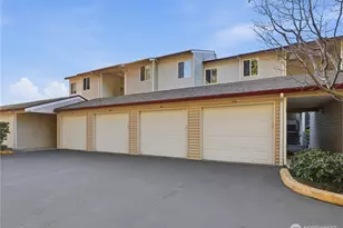 23007 Lakeview Dr, Mountlake Terrace, WA 98043 - Photo 21