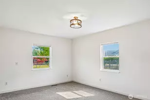 923 16th St SW, Puyallup, WA 98371 - Photo 17