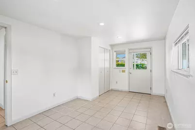 923 16th Street SW, Puyallup, WA 98371 - Photo 13