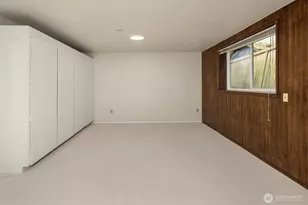 2711 101st Pl NE, Bellevue, WA 98004 - Photo 17