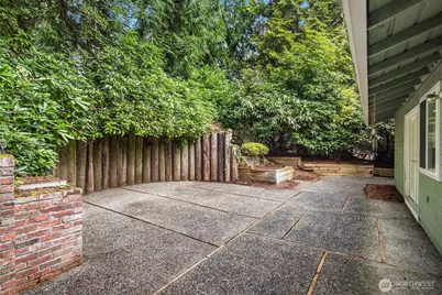 2711 101st Place NE, Bellevue, WA 98004 - Photo 21