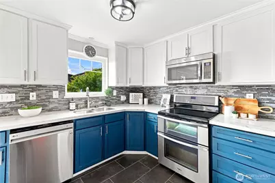 8451 40th Avenue SW, Seattle, WA 98136 - Photo 7