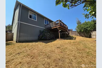 6419 107th Place NE, Marysville, WA 98270 - Photo 11