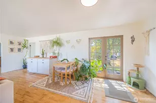 820 W 12th St, Port Angeles, WA 98363 - Photo 5