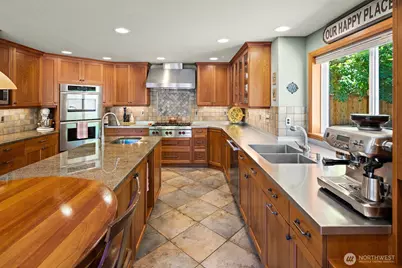 4529 168th Avenue SE, Bellevue, WA 98006 - Photo 9