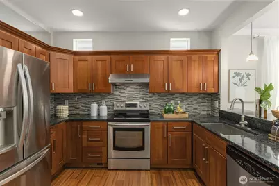 1919 25th Avenue NE, Issaquah, WA 98029 - Photo 11
