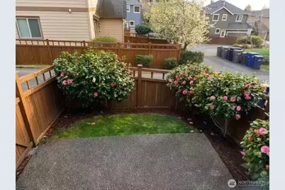 1919 25th Avenue NE, Issaquah, WA 98029 - Photo 25