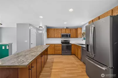 8103 Hawaii Lane, Clinton, WA 98236 - Photo 7