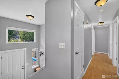 8103 Hawaii Lane, Clinton, WA 98236 - Photo 13