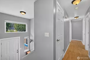 8103 Hawaii Ln, Clinton, WA 98236 - Photo 13