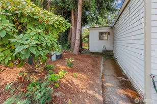 13725 SE 258th Pl, Kent, WA 98042 - Photo 21