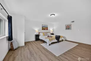 4042 5th Ave NE, Seattle, WA 98105 - Photo 29